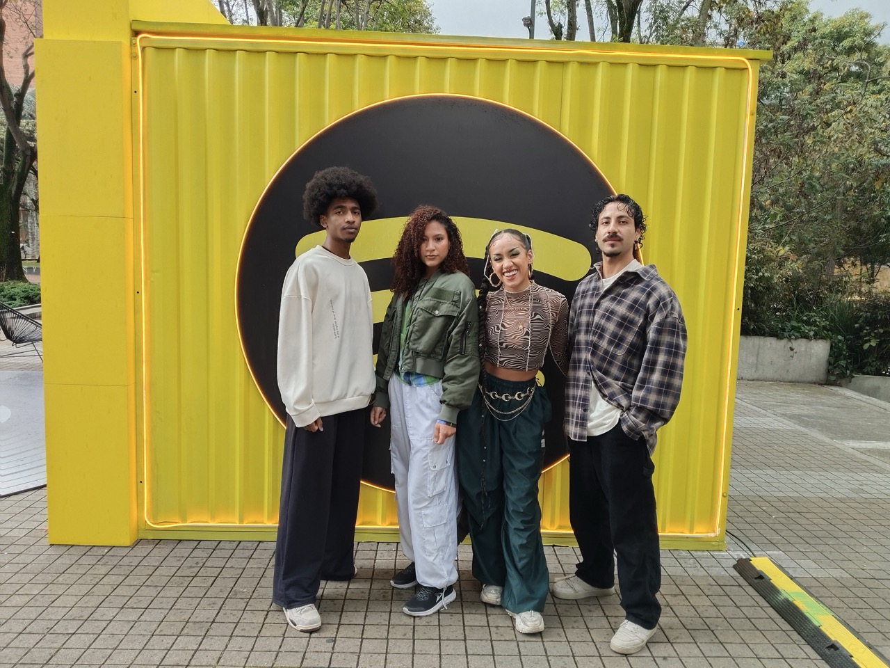 CONTENIDO & COMUNICACIONES - Imagen 1